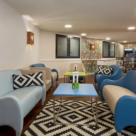 Roissy Otel 4*