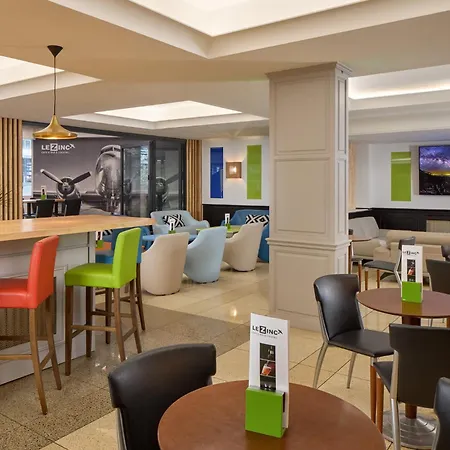 Otel Roissy