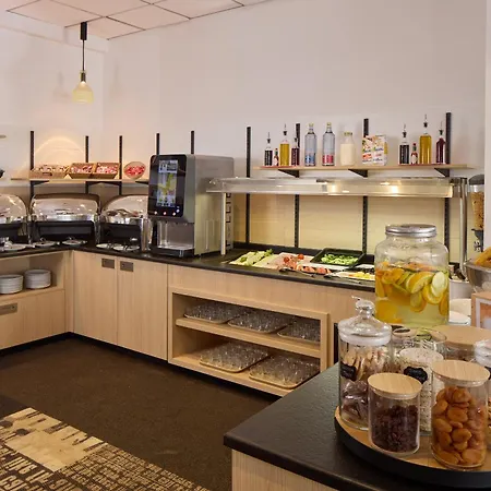 Roissy Hotel
