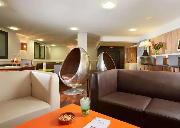 Roissy Hotel 4*