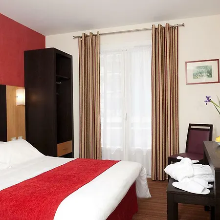 Roissy Szálloda 4*
